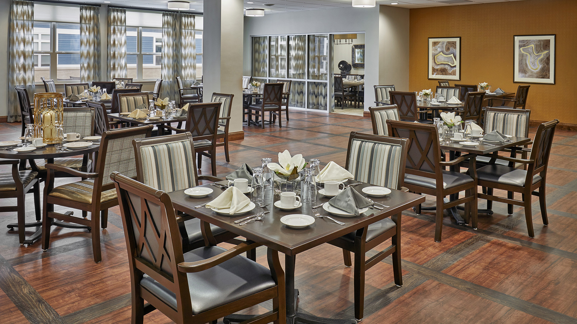 Restaurant quality meals are prepared by our in-house chefs along with a customized nutrition plan by our certified dietitian.